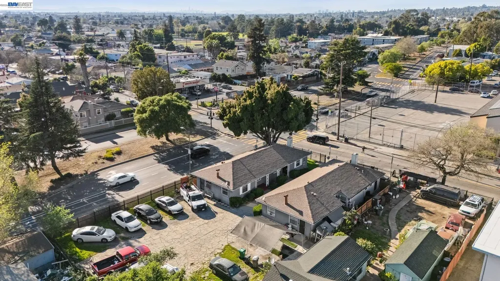 2218 82nd Avenue Oakland CA 94605