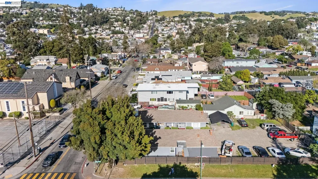 2218 82nd Avenue Oakland CA 94605