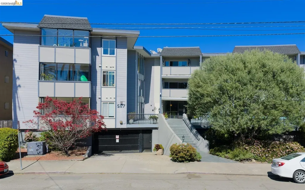 567 Oakland Avenue Oakland CA 94611