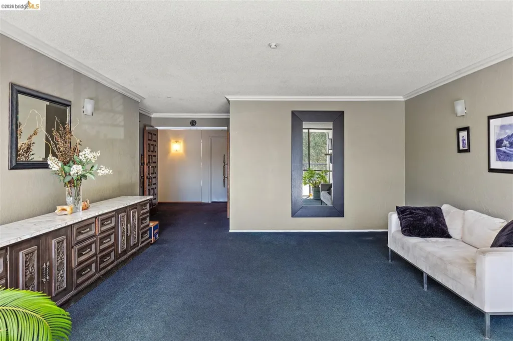 567 Oakland Avenue Oakland CA 94611