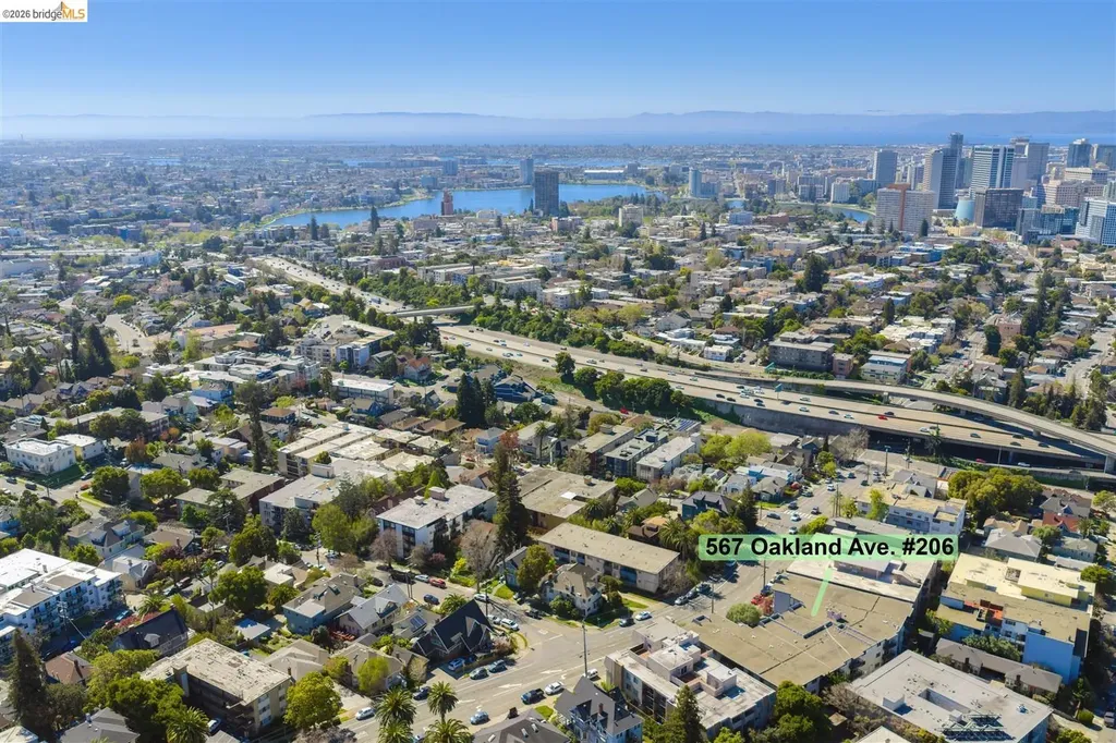567 Oakland Avenue Oakland CA 94611