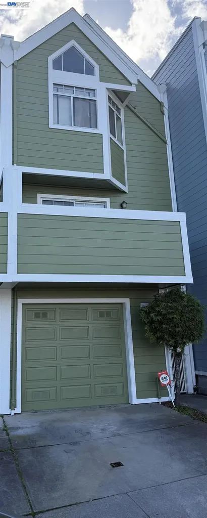 11 Rebecca Lane San Francisco CA 94124
