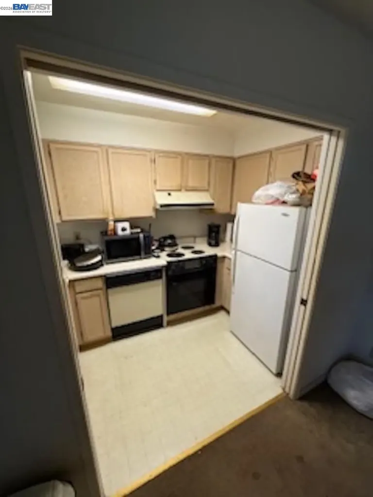 11 Rebecca Lane San Francisco CA 94124