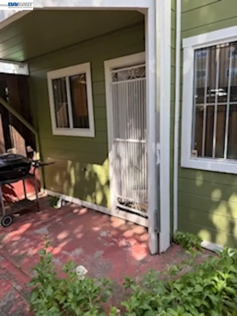 11 Rebecca Lane San Francisco CA 94124