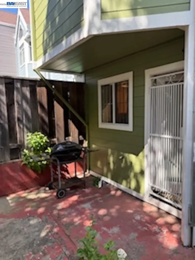 11 Rebecca Lane San Francisco CA 94124