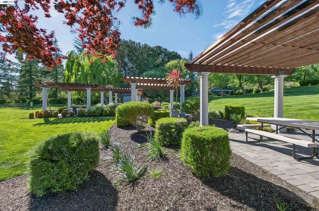 513 Buttonwood Drive Danville CA 94506