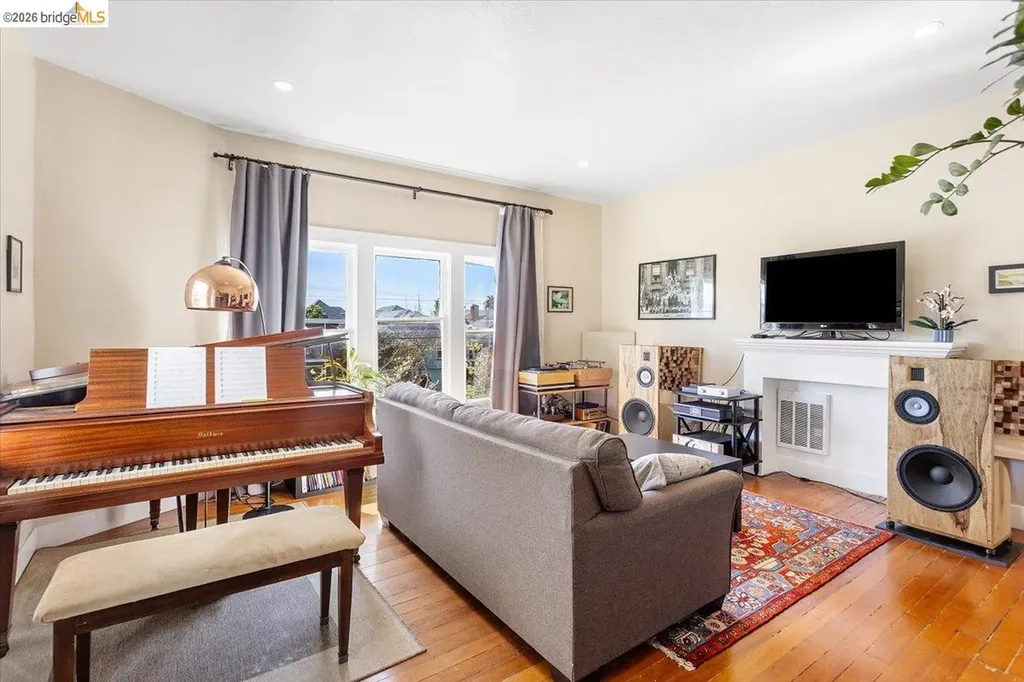 1036 60th Street Oakland CA 94608