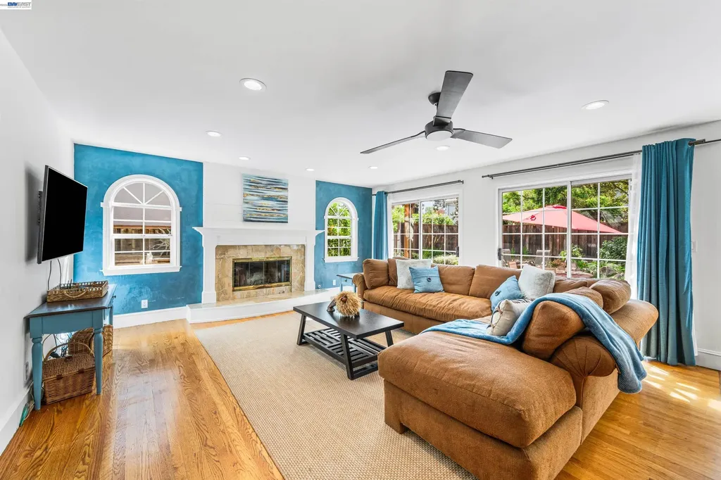 5207 Crestline Way Pleasanton CA 94566