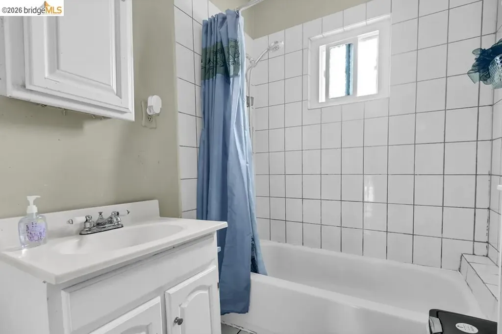1440 76th Avenue Oakland CA 94621