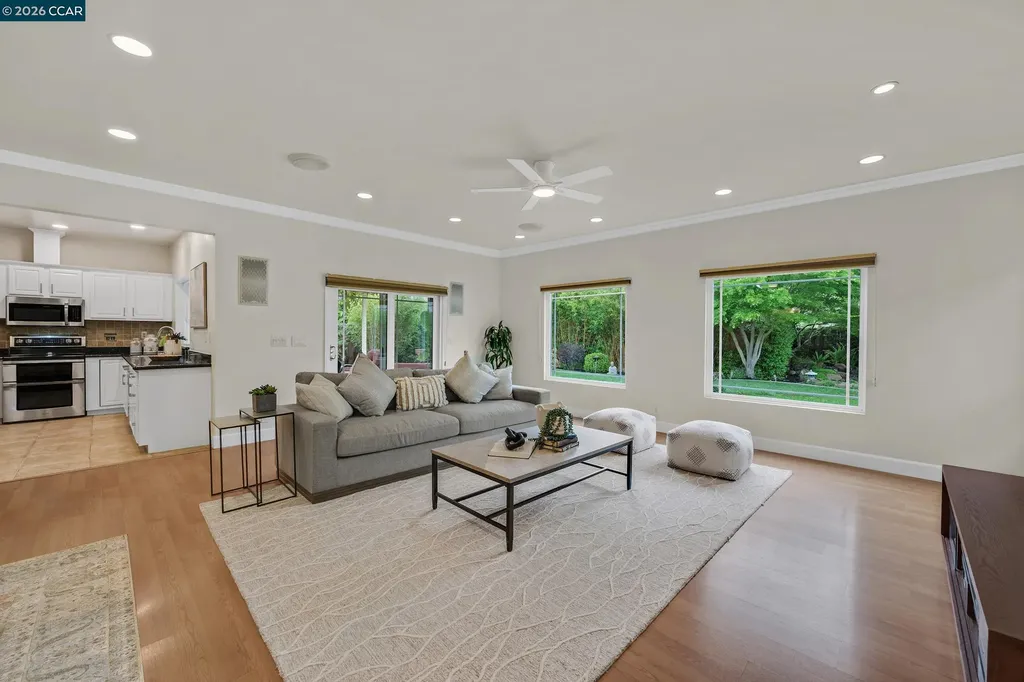 4485 Amiens Avenue Fremont CA 94555