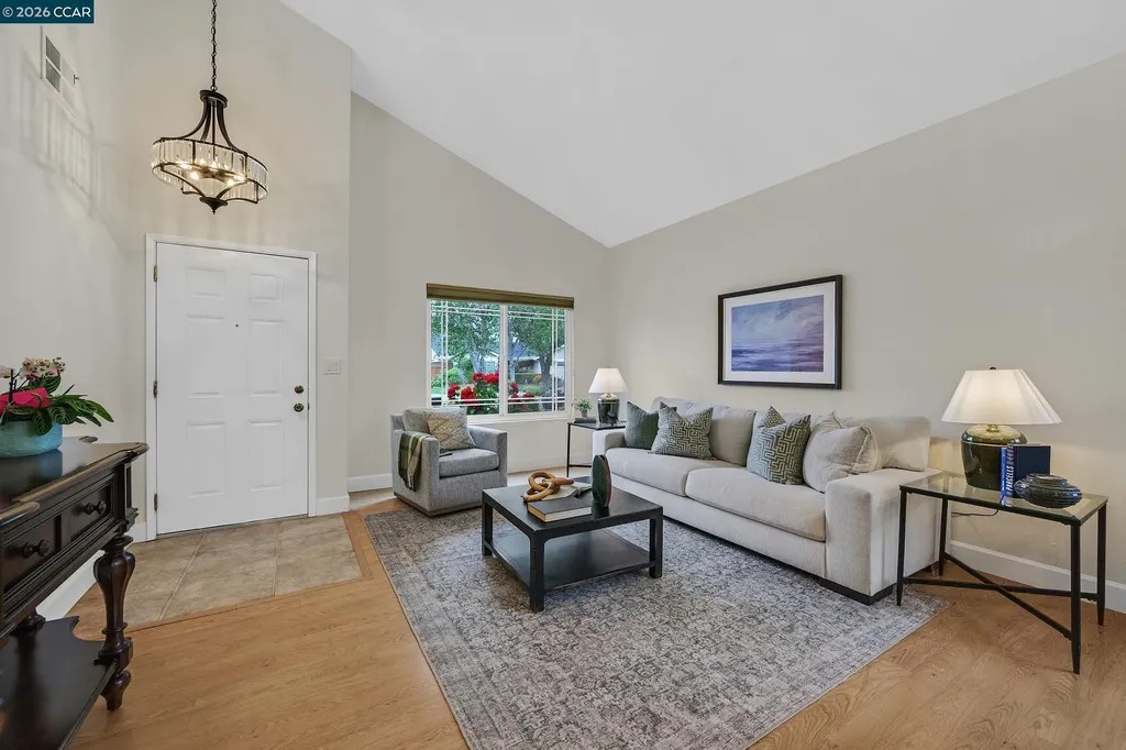 4485 Amiens Avenue Fremont CA 94555