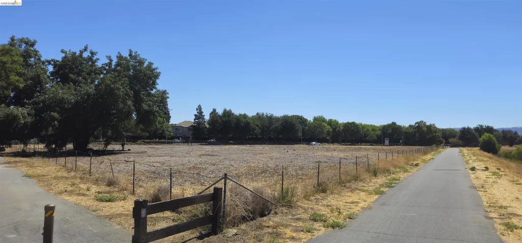 Sand Creek Road Brentwood CA 94513
