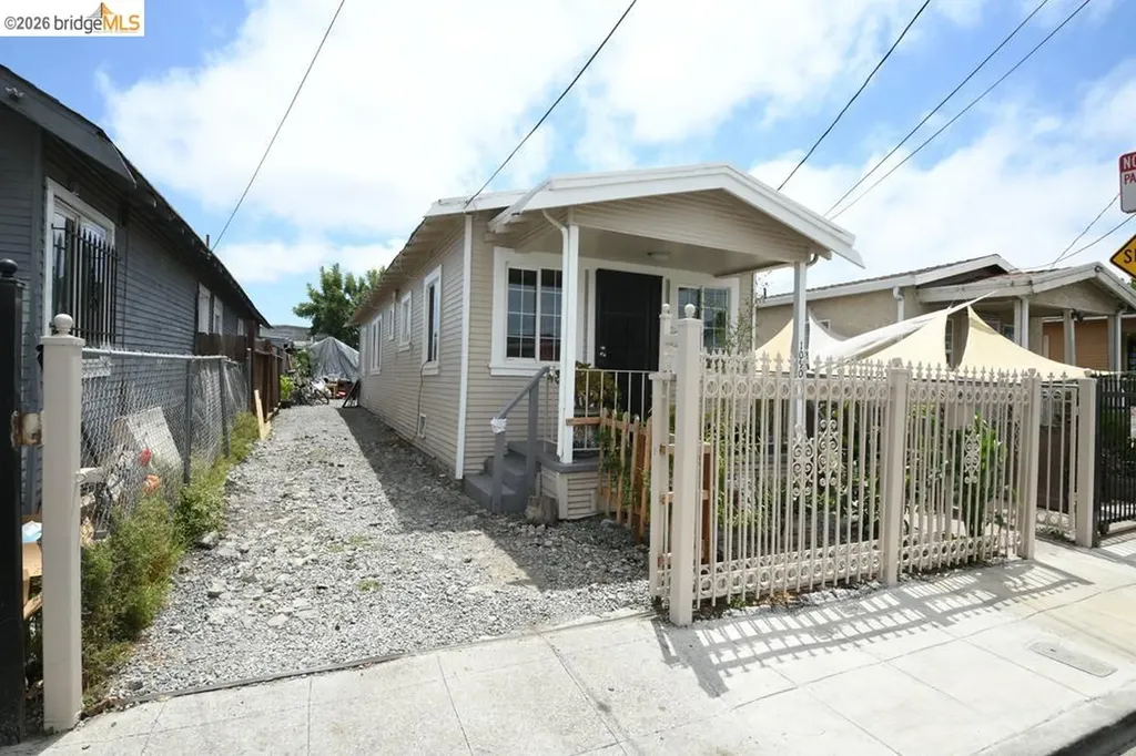 1090 70th Avenue Oakland CA 94621