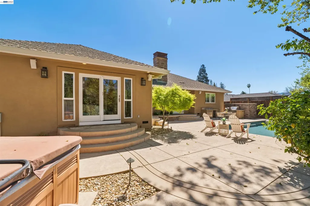 4071 Walnut Drive Pleasanton CA 94566