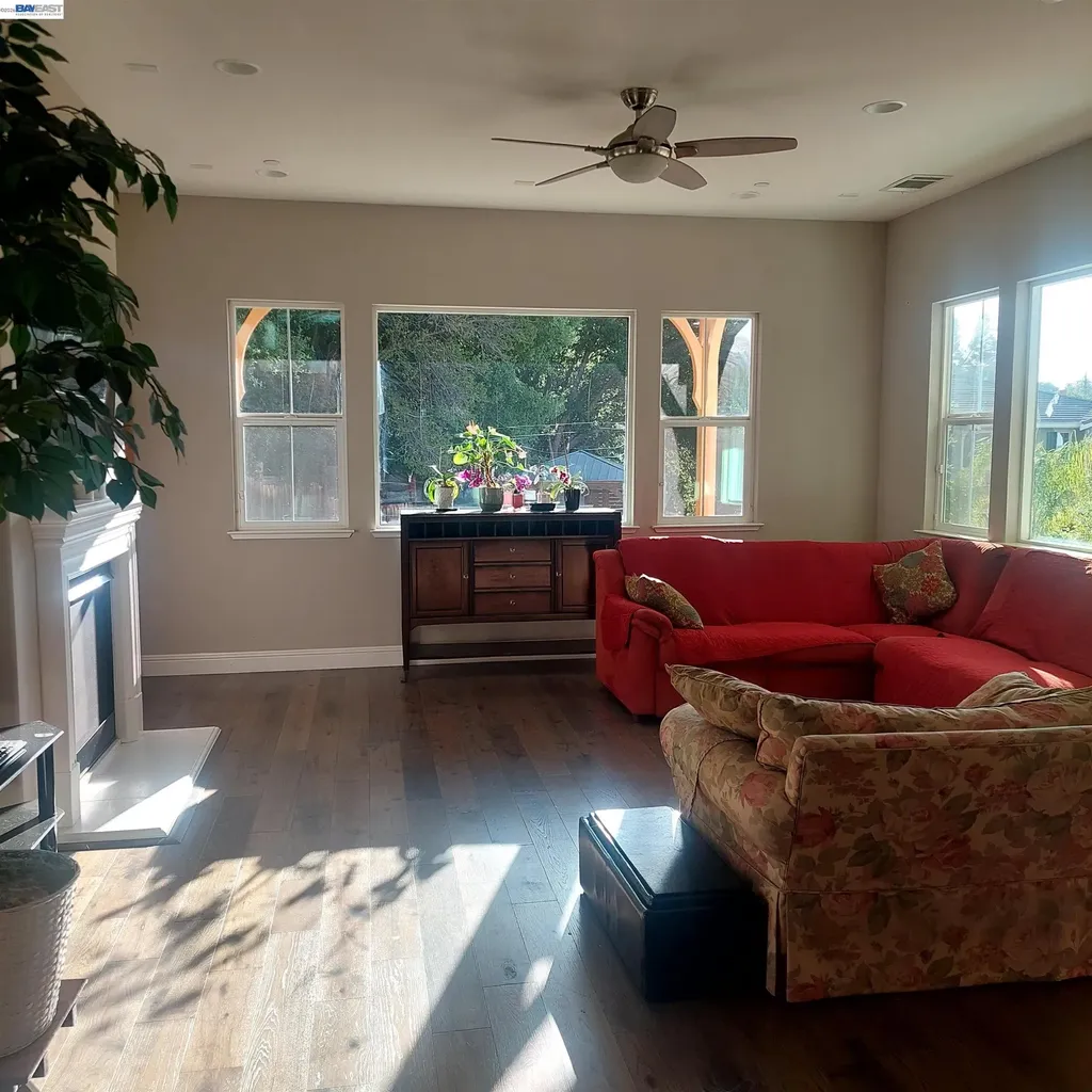 21 Withers Court Lafayette CA 94549