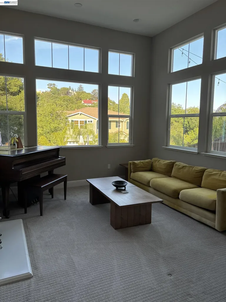 21 Withers Court Lafayette CA 94549