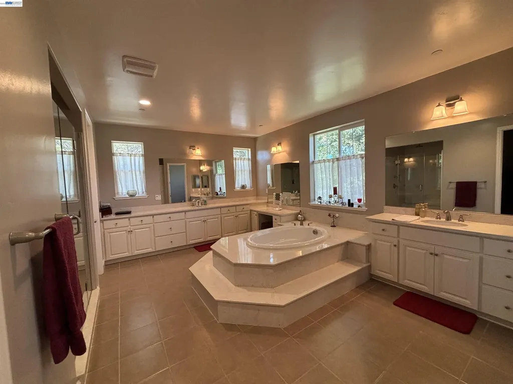 21 Withers Court Lafayette CA 94549