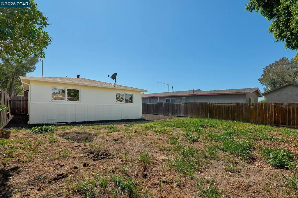 48 Leland Road Pittsburg CA 94565