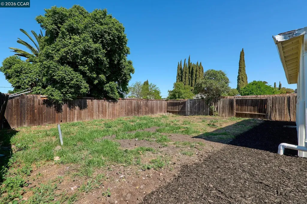 48 Leland Road Pittsburg CA 94565