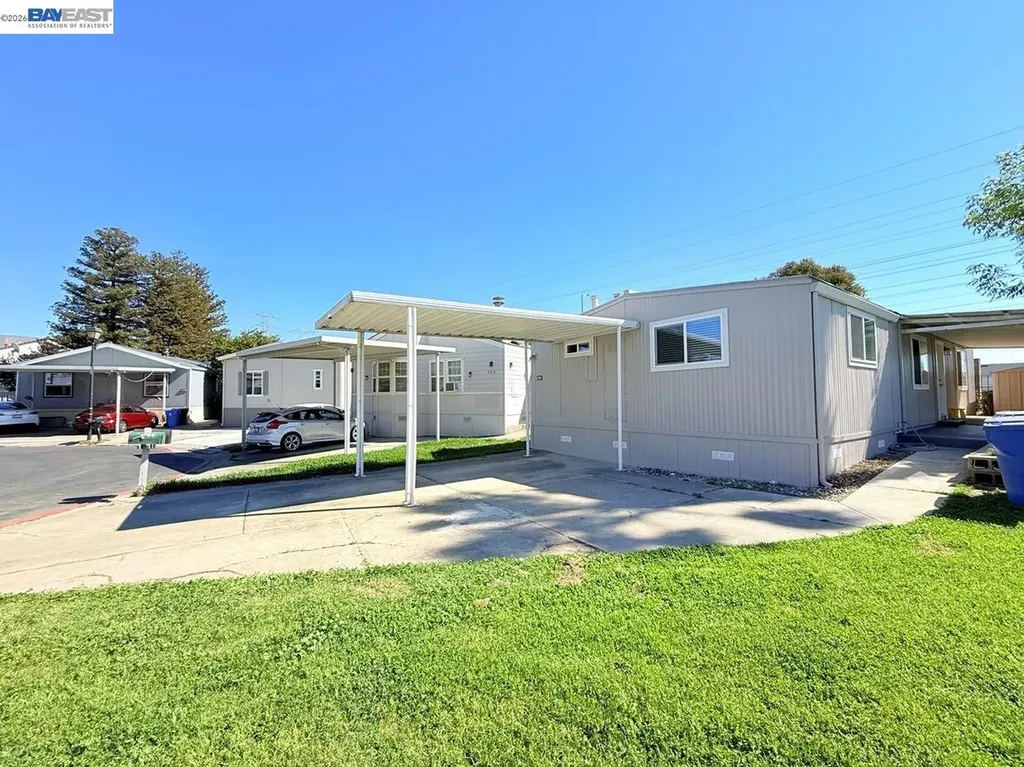 312 Winnipeg Green Fremont CA 94538