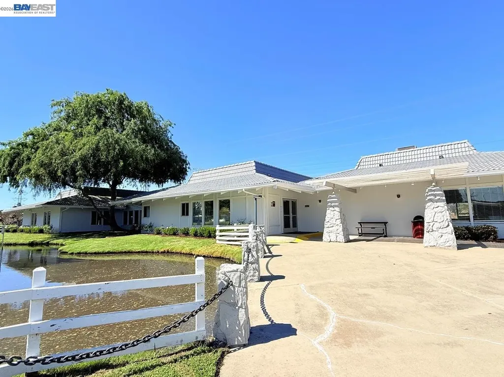 312 Winnipeg Green Fremont CA 94538