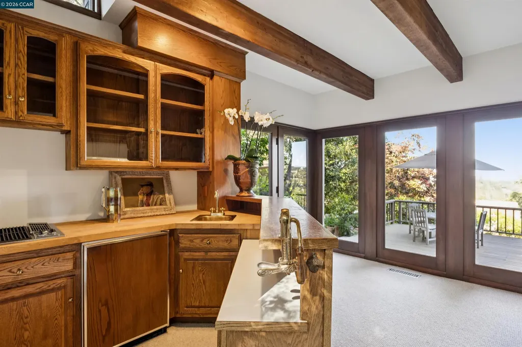 85 La Cuesta Road Orinda CA 94563