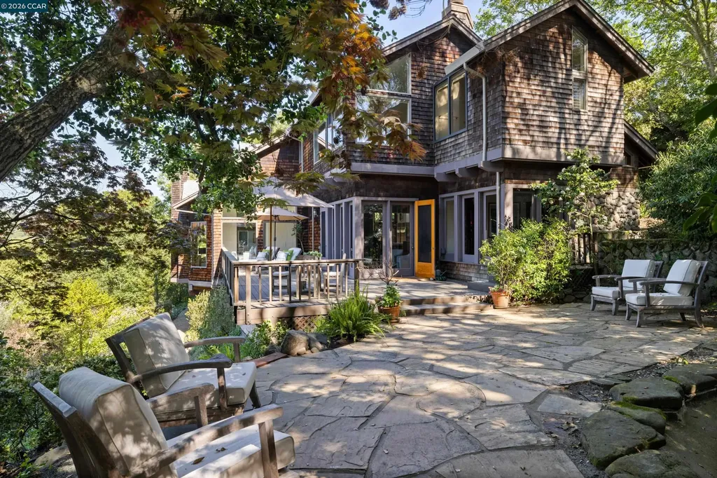 85 La Cuesta Road Orinda CA 94563