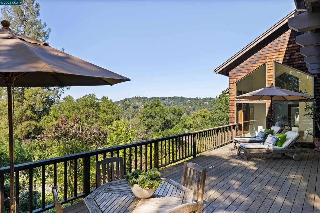 85 La Cuesta Road Orinda CA 94563