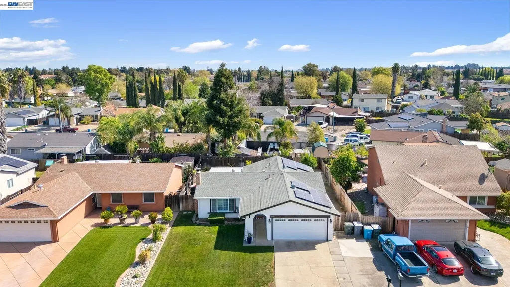 1143 Bedford Vacaville CA 95687