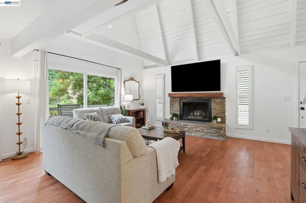 2349 Kilkare Road Sunol CA 94586