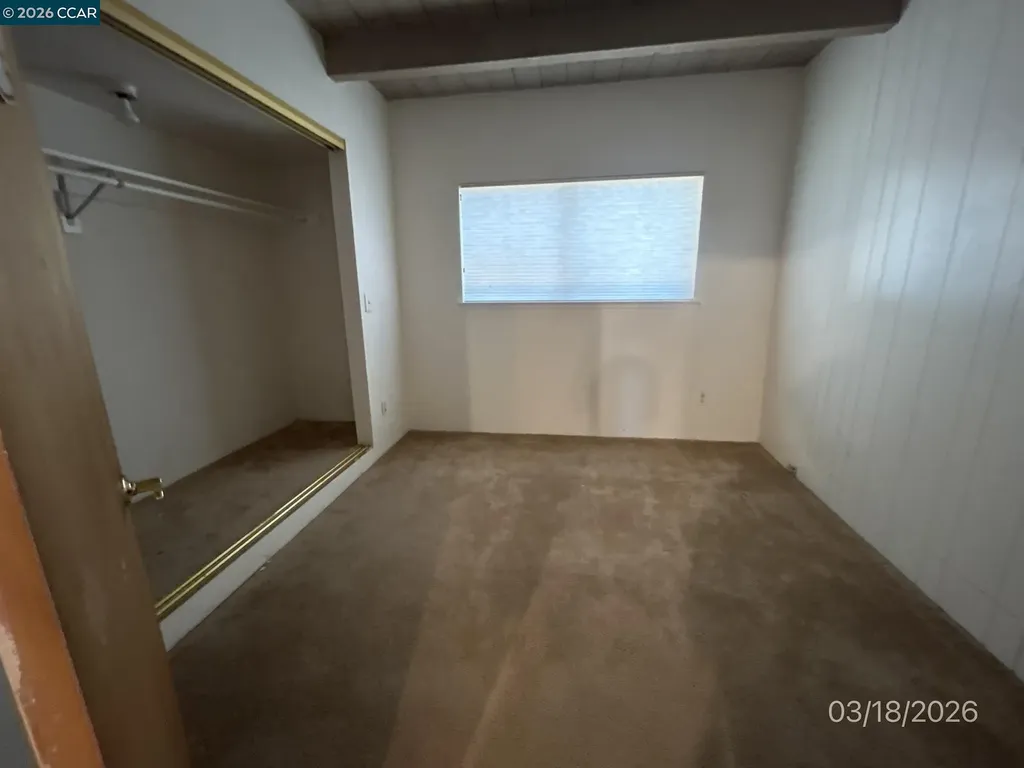 6233 Leona Street Oakland CA 94605