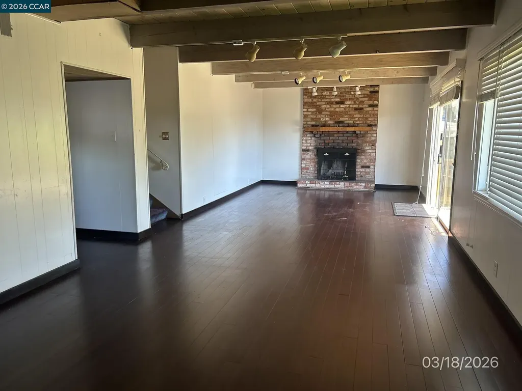 6233 Leona Street Oakland CA 94605