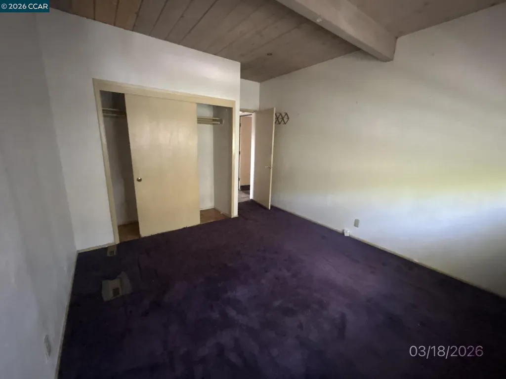 6233 Leona Street Oakland CA 94605