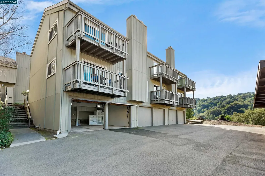 117 Ascot Court Moraga CA 94556