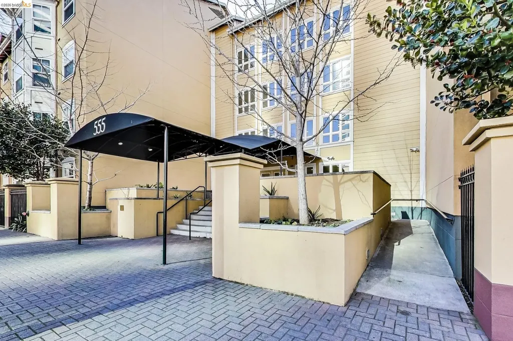 555 10th Street Oakland CA 94607