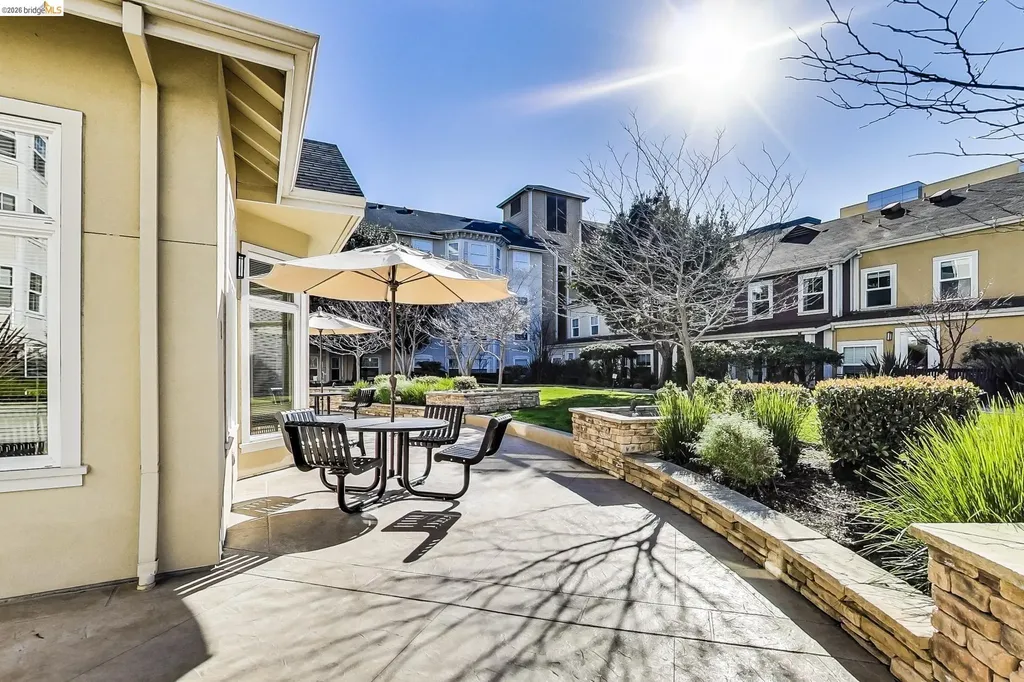 555 10th Street Oakland CA 94607