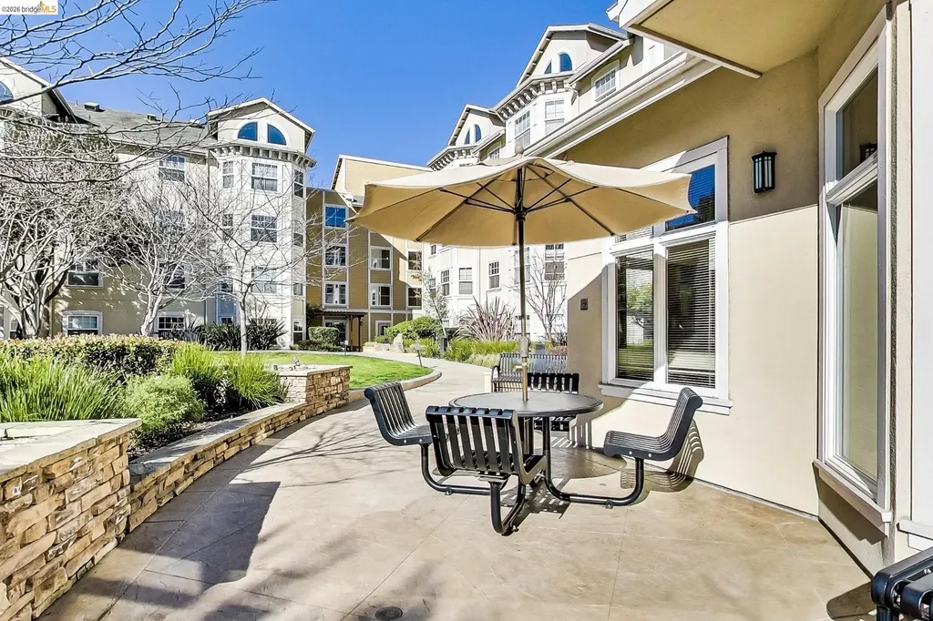 555 10th Street Oakland CA 94607
