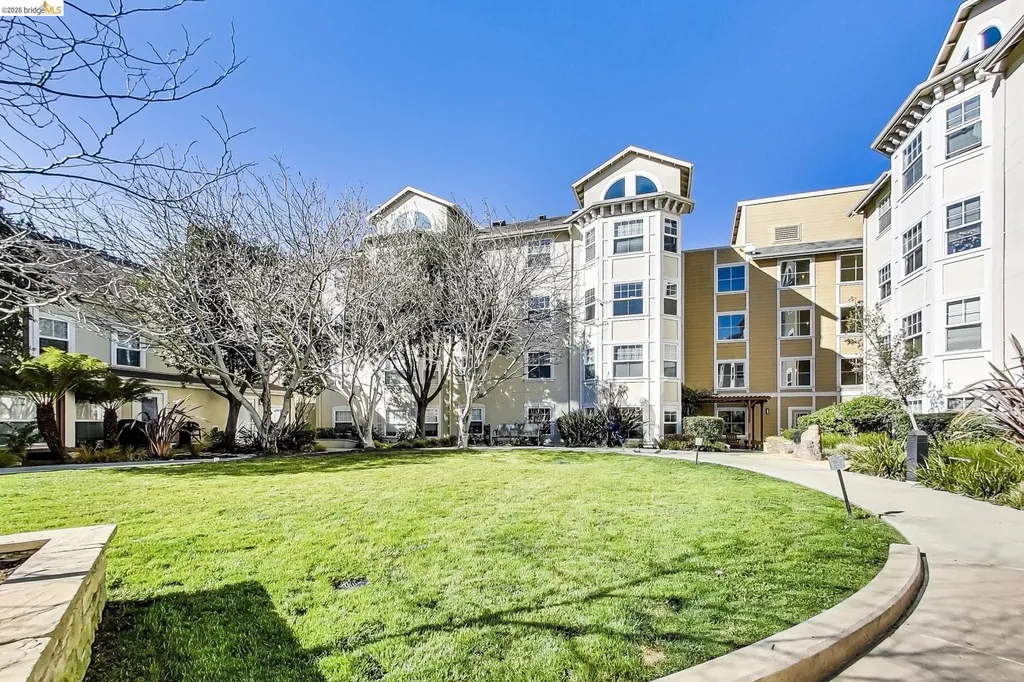 555 10th Street Oakland CA 94607