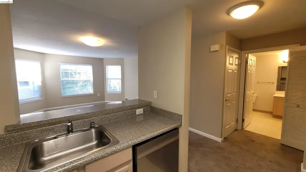 555 10th Street Oakland CA 94607