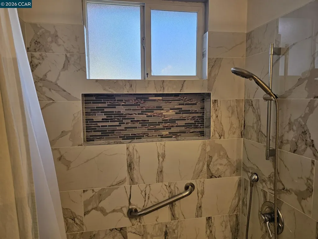 950 Kelvin Court El Sobrante CA 94803