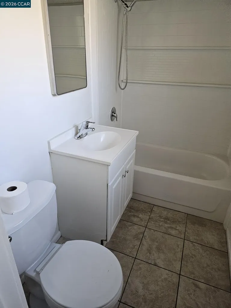 950 Kelvin Court El Sobrante CA 94803
