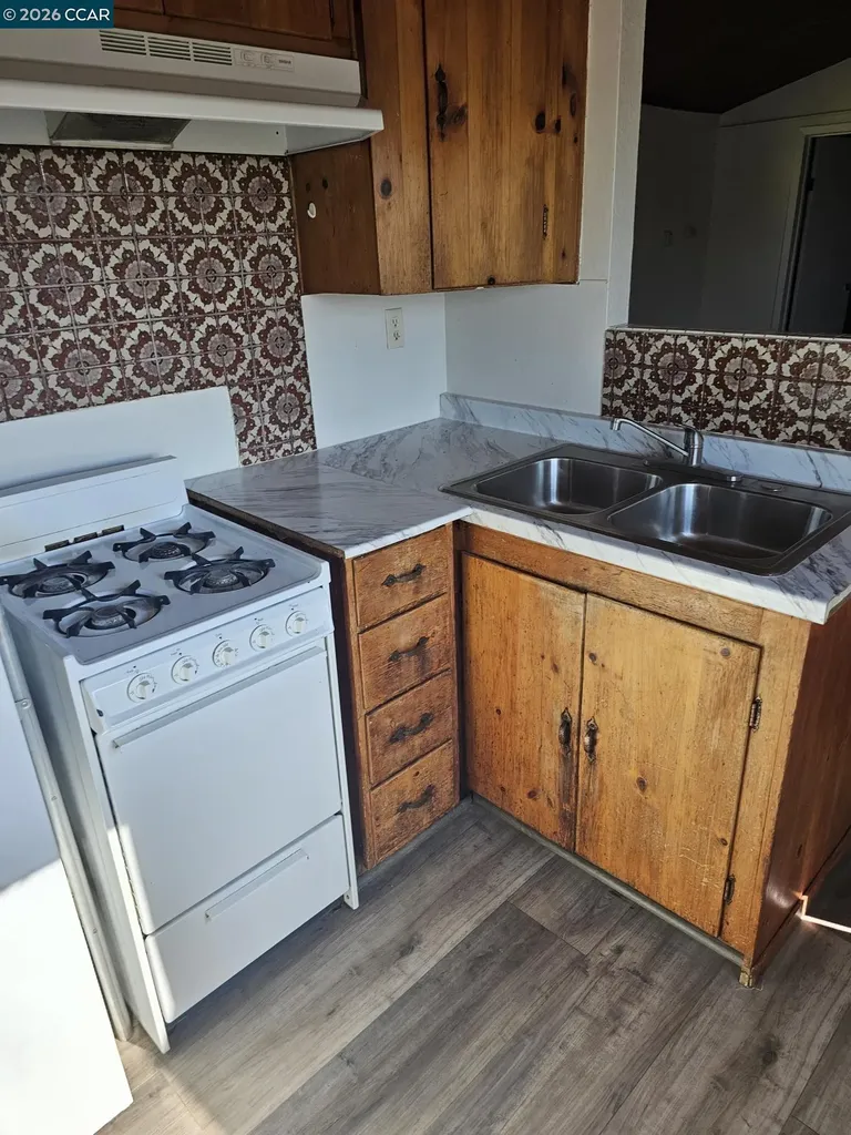950 Kelvin Court El Sobrante CA 94803