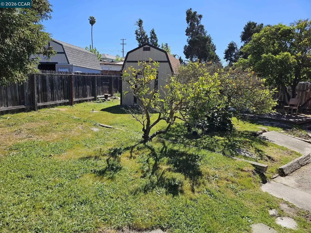 950 Kelvin Court El Sobrante CA 94803