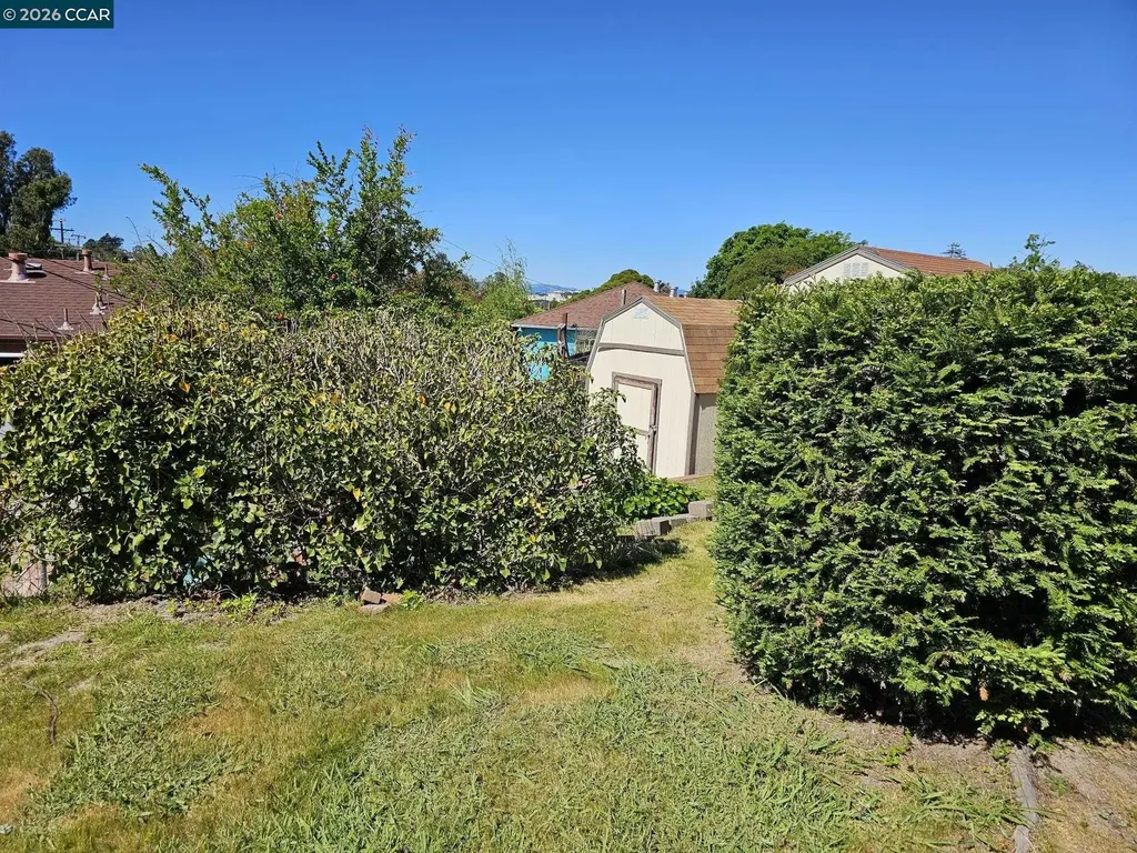 950 Kelvin Court El Sobrante CA 94803