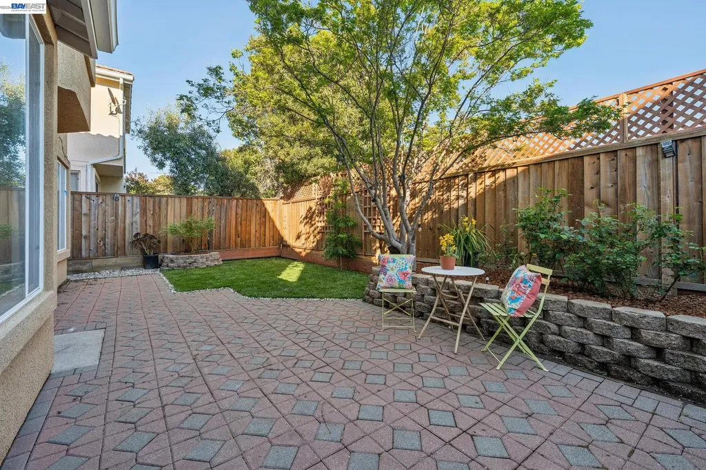 321 Ratto Road Alameda CA 94502
