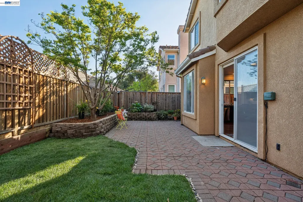 321 Ratto Road Alameda CA 94502
