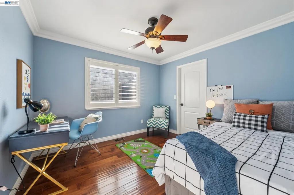 321 Ratto Road Alameda CA 94502