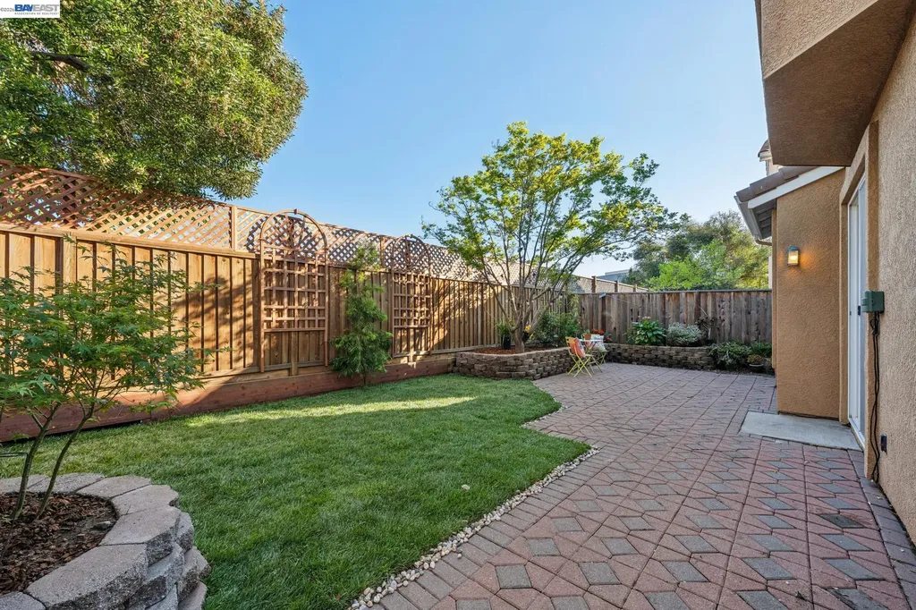 321 Ratto Road Alameda CA 94502