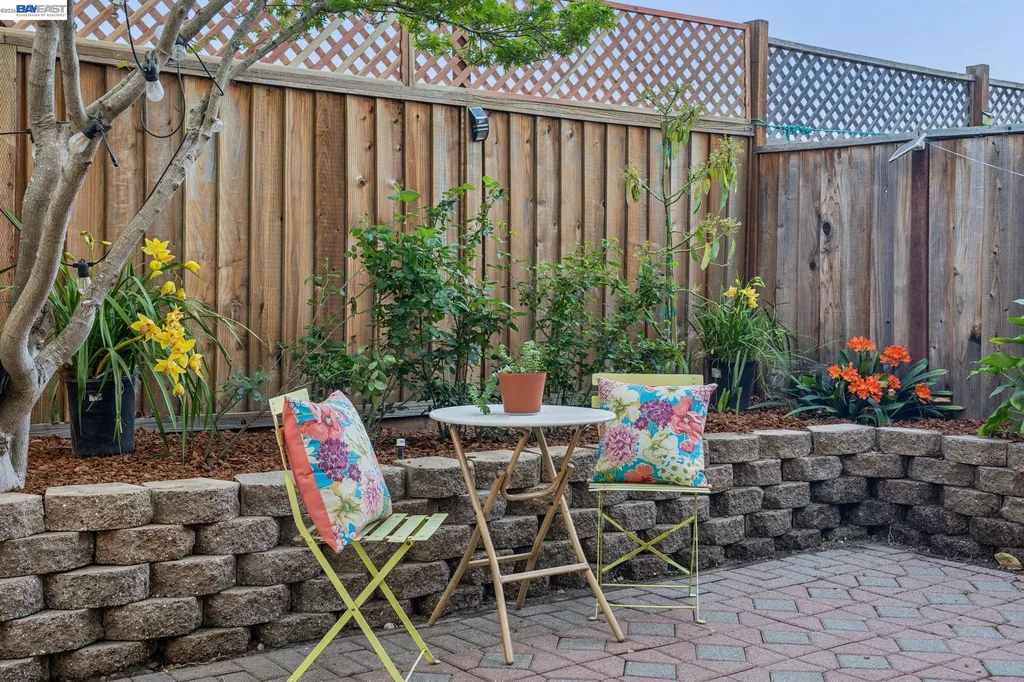 321 Ratto Road Alameda CA 94502