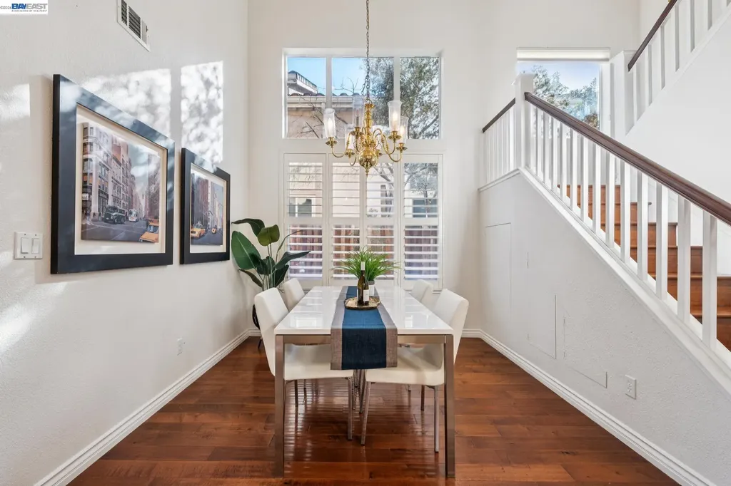321 Ratto Road Alameda CA 94502
